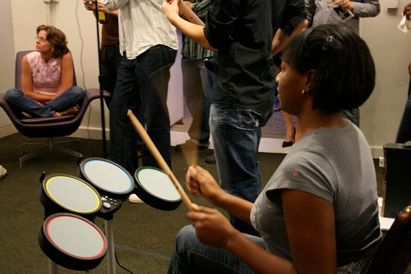 Illustration for article titled Chicago Gizmodo Party, In Photos